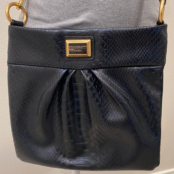 Marc Jacob Crossbody PVC Snakeskin Print EUC - Picture 2 of 11
